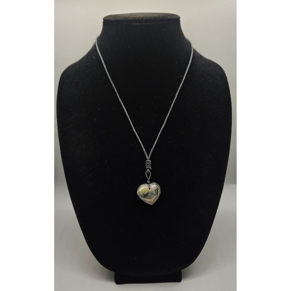Jewelry - Natural Labradorite Heart Pendant Necklace Adjustable Macrame Cord Boho Gemstone